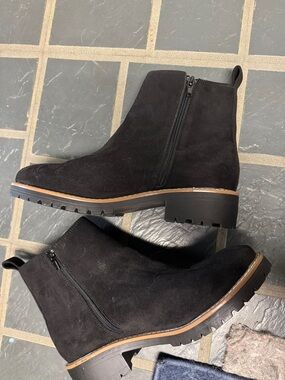 Kensie Black Suede Ankle Booties
